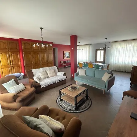 La Maison De Fram بيت للعطل *